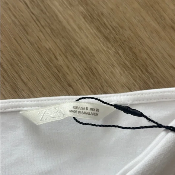 💜NWT💜 Zara Red Twisted Bandeau Top - Picture 5 of 7